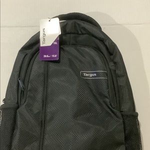 Tarsus 15.6 Sport Backpack -Black -TSB89104US